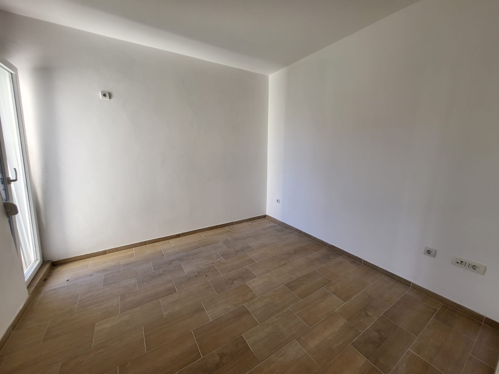 Image of Apartment - 1 Bedrooms - 1 Bathrooms for Sale in Bar-Dobre Vode-Montenegro, Image 6